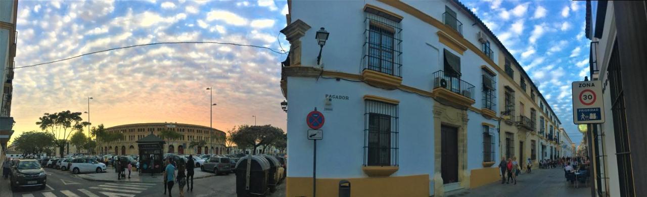 Baobab Hostal El Puerto de Santa Maria Exterior photo